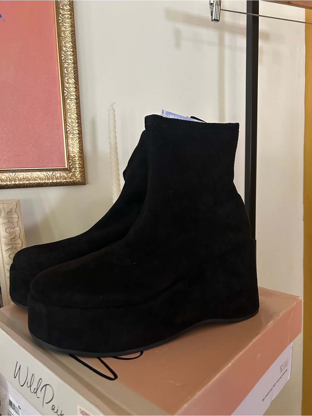 Wild‎ Pair Earlee Faux Suede Platform Ankle Boots Chunky Booties Black NEW 9.5 - Picture 2 of 7